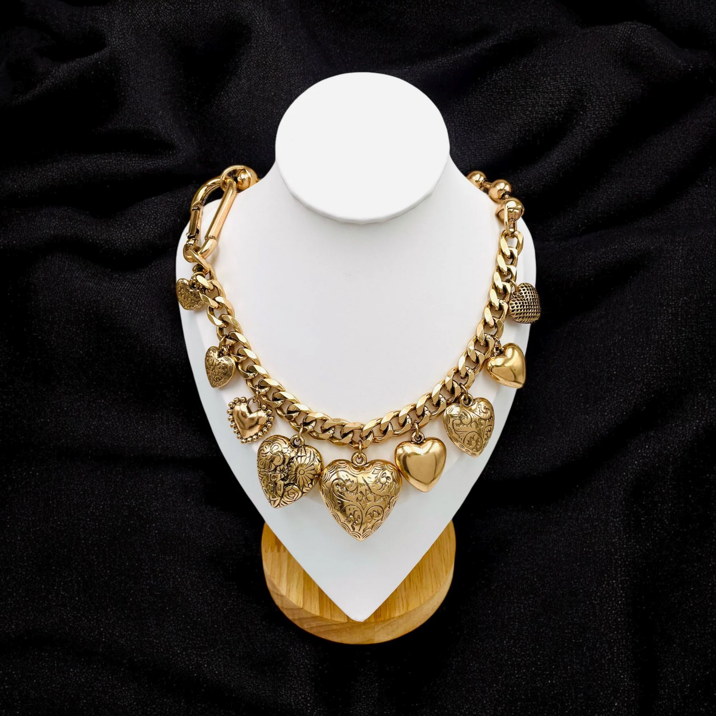 Textured Heart Chunky Necklace