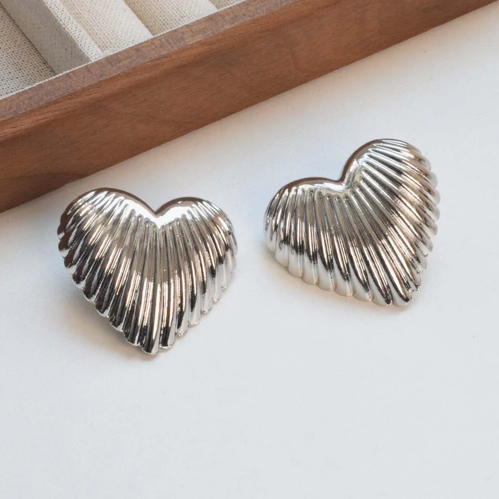 Puffed Heart Medium Stud Earrings