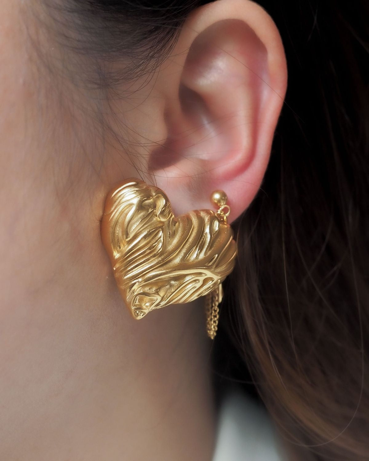 Crumped Heart Stud