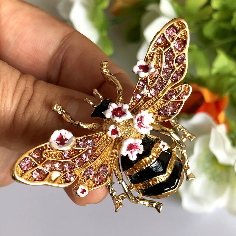Flower Honeybee Brooch
