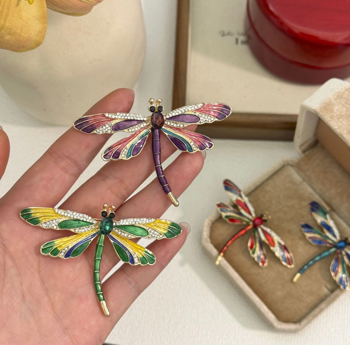 Emerald Drgonfly Brooch