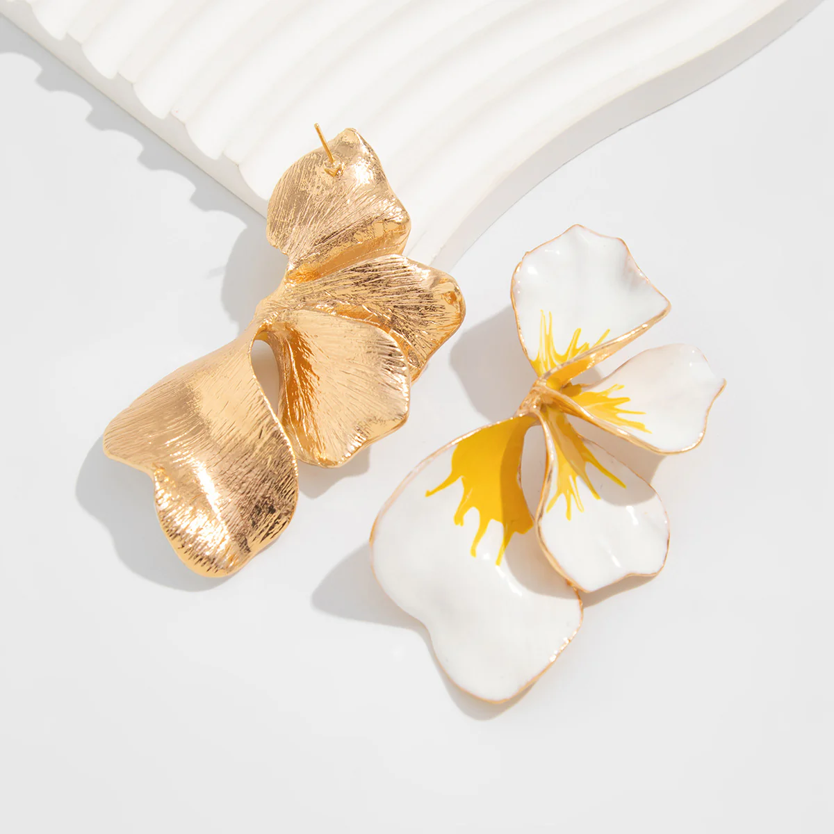 Bloom White Flower Earrings