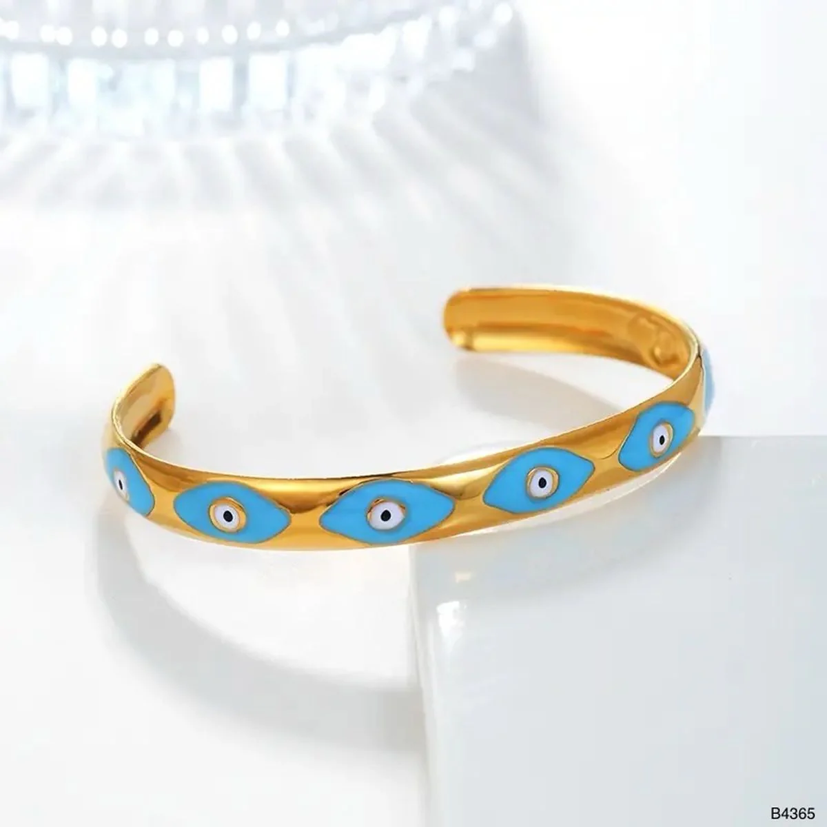 Blue Eye Bracelet