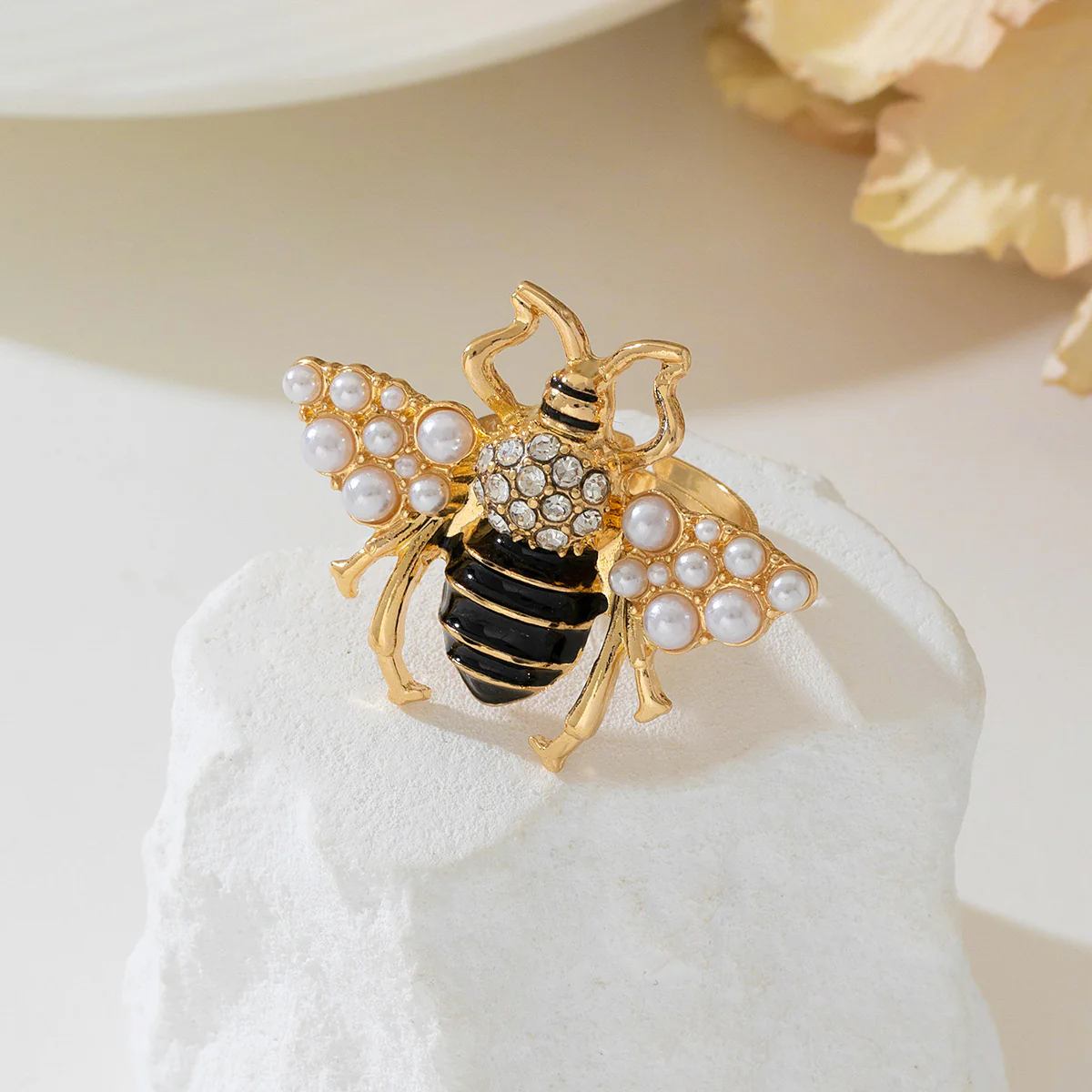 Beeing Ring