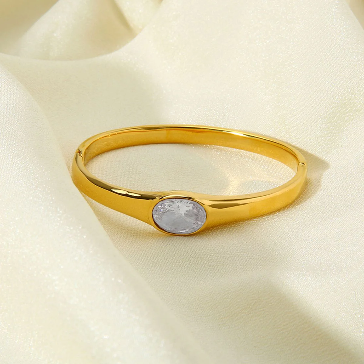 Crystal Kada