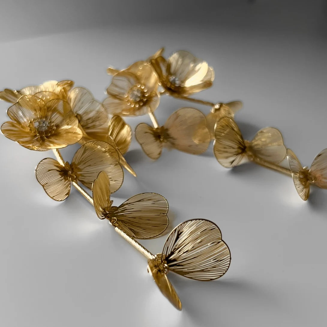 Aavya Earring
