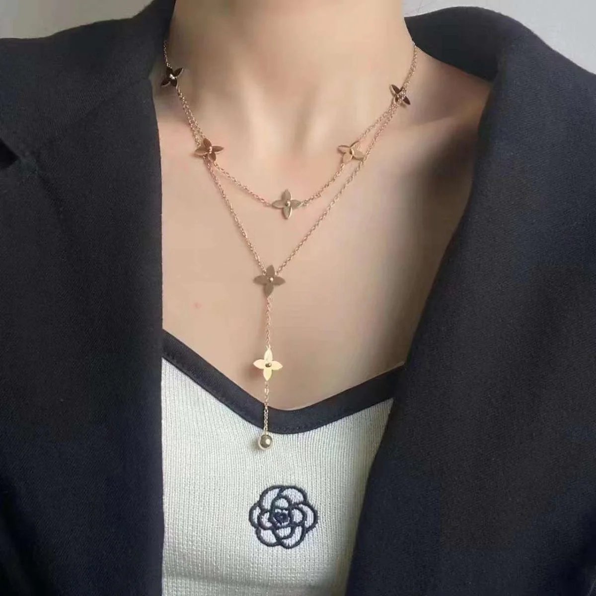 Double Layered Clover Necklace
