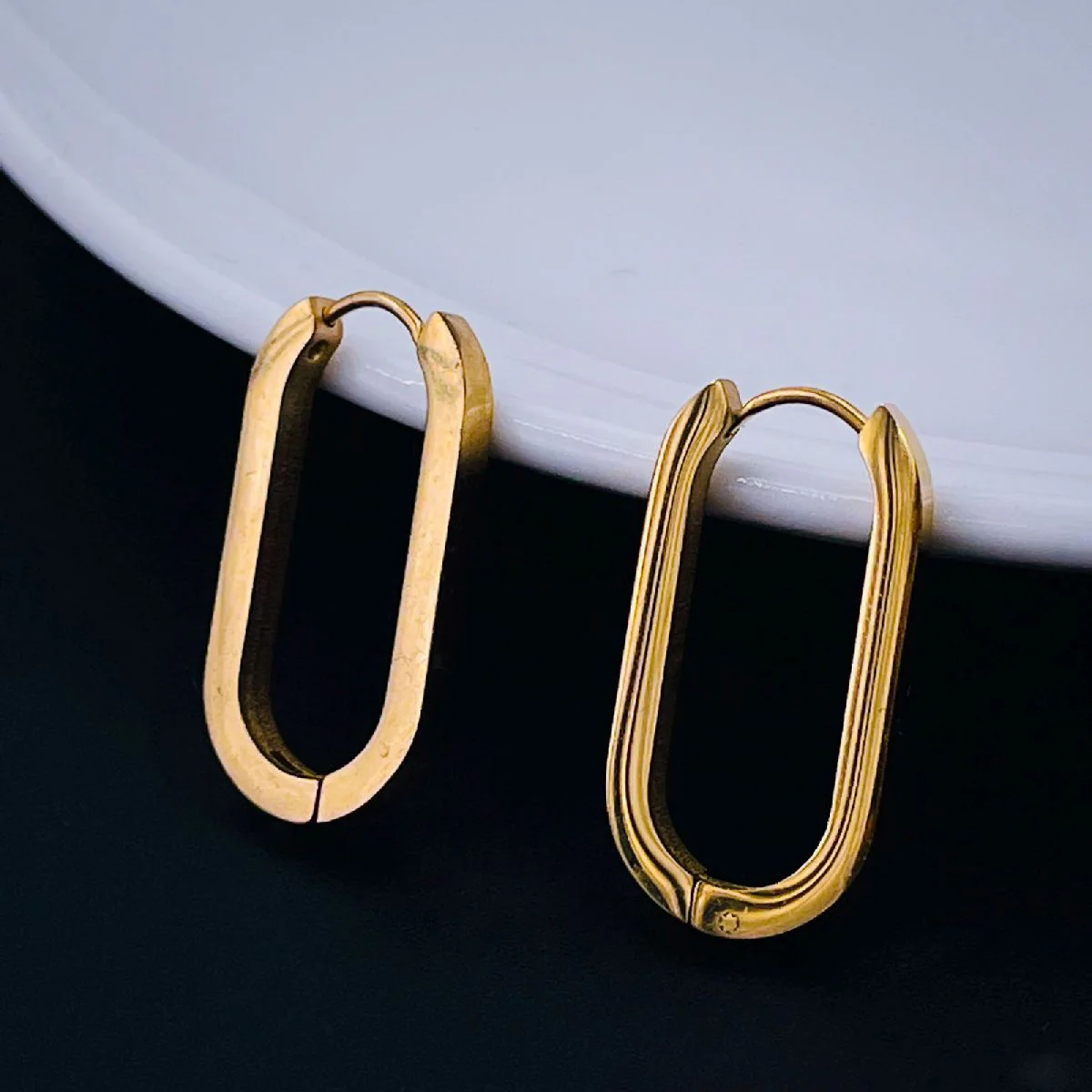 Oval Hoops