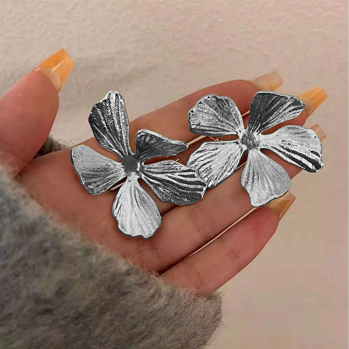 Silver Flower Stud