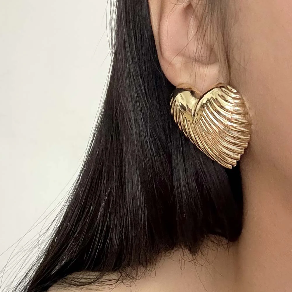 Puffed Heart Medium Stud Earrings