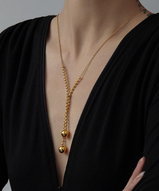 Dropping Ball Pendant Necklace