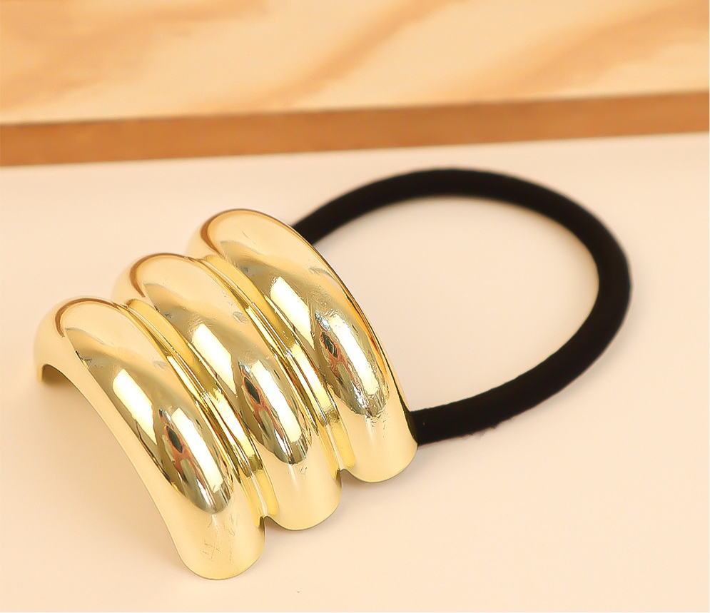 Golden Hairtie