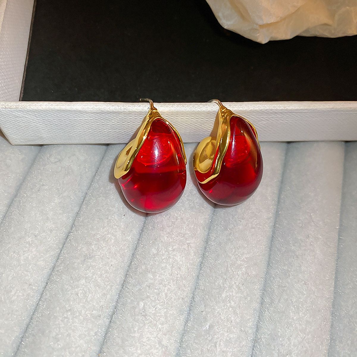 Raisin Drop Studs