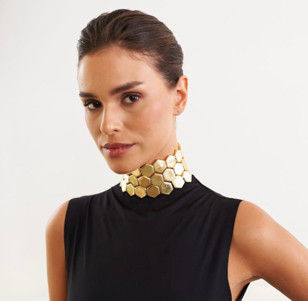 Hexagon Triple Line Choker