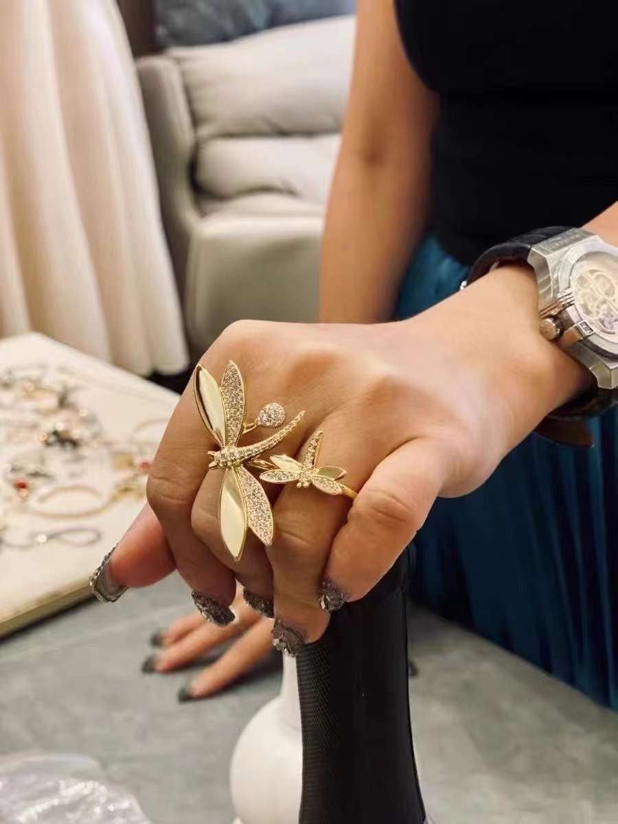 Double Butterfly Ring
