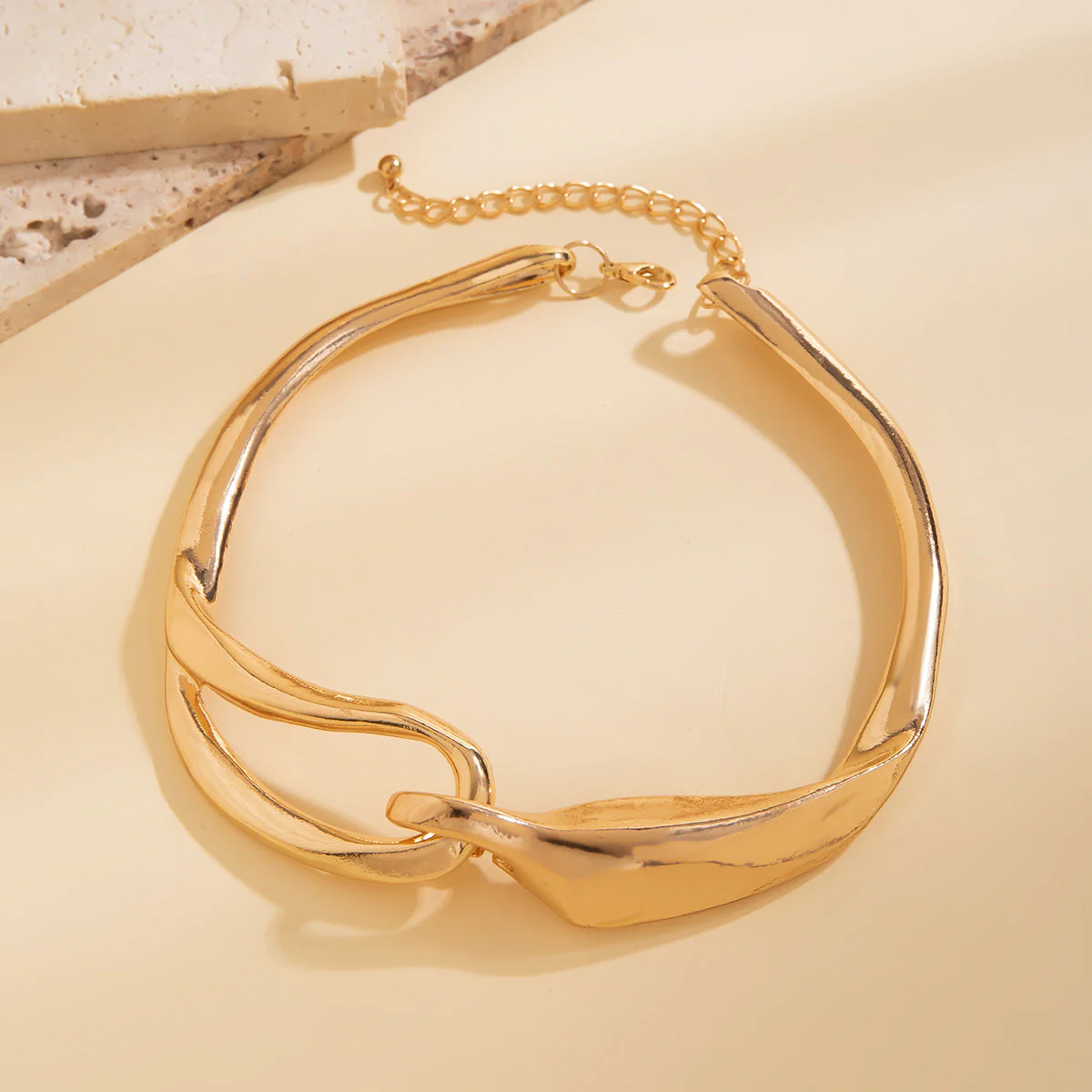 Bond Choker Necklace