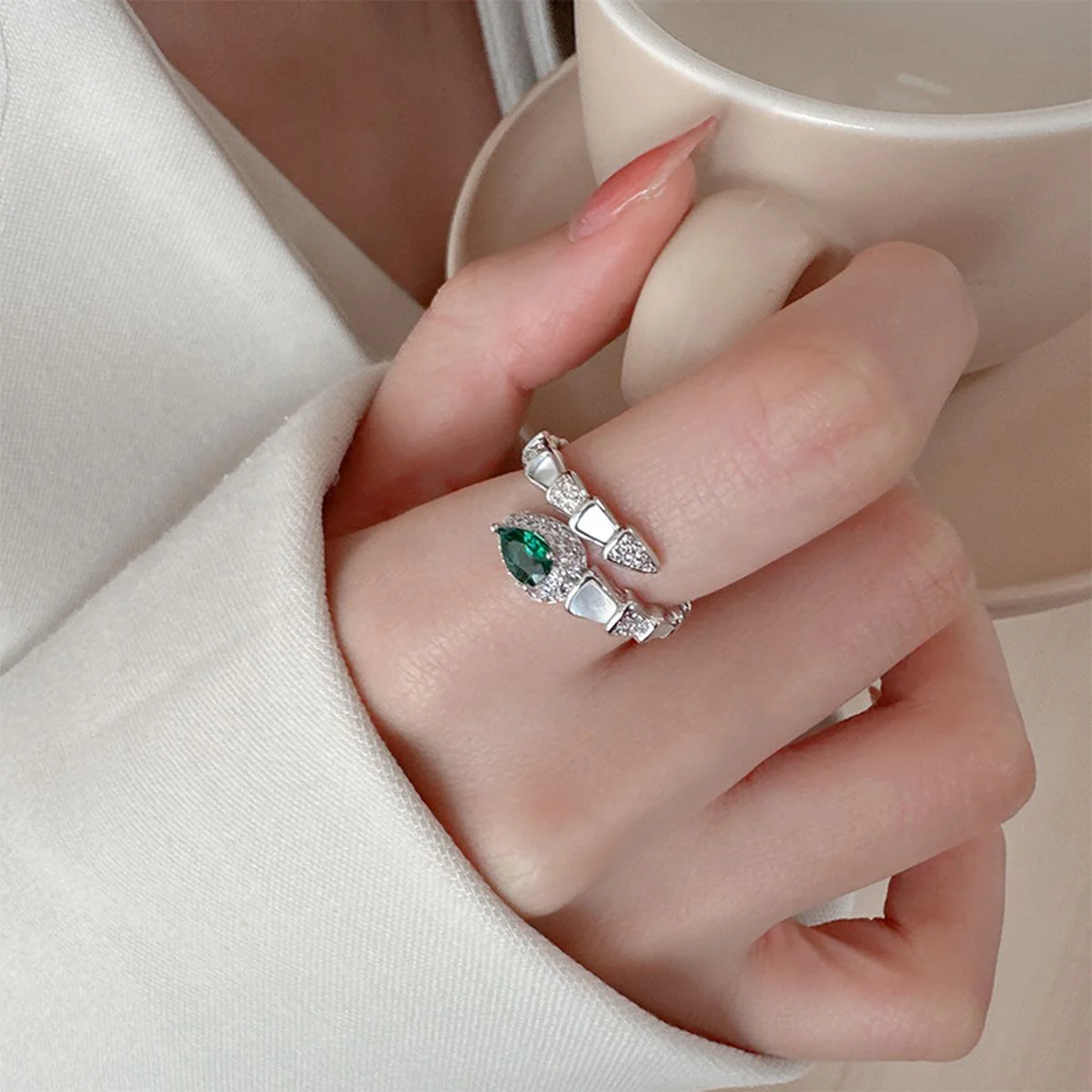 Emerald Snake White Silver Ring