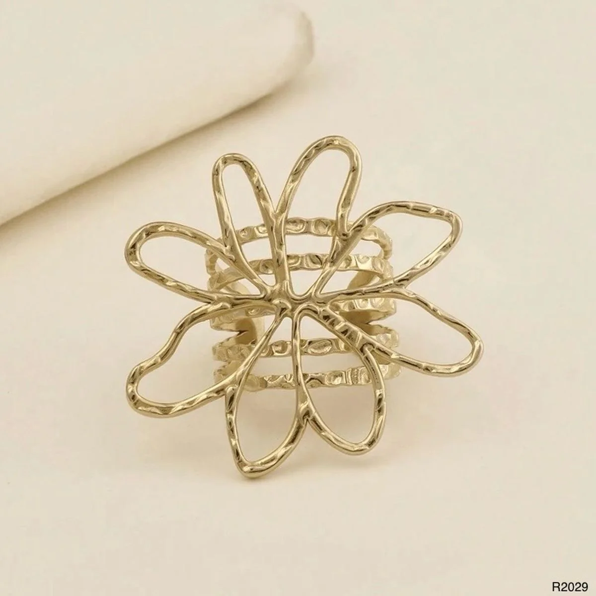 Wired Flower Ring