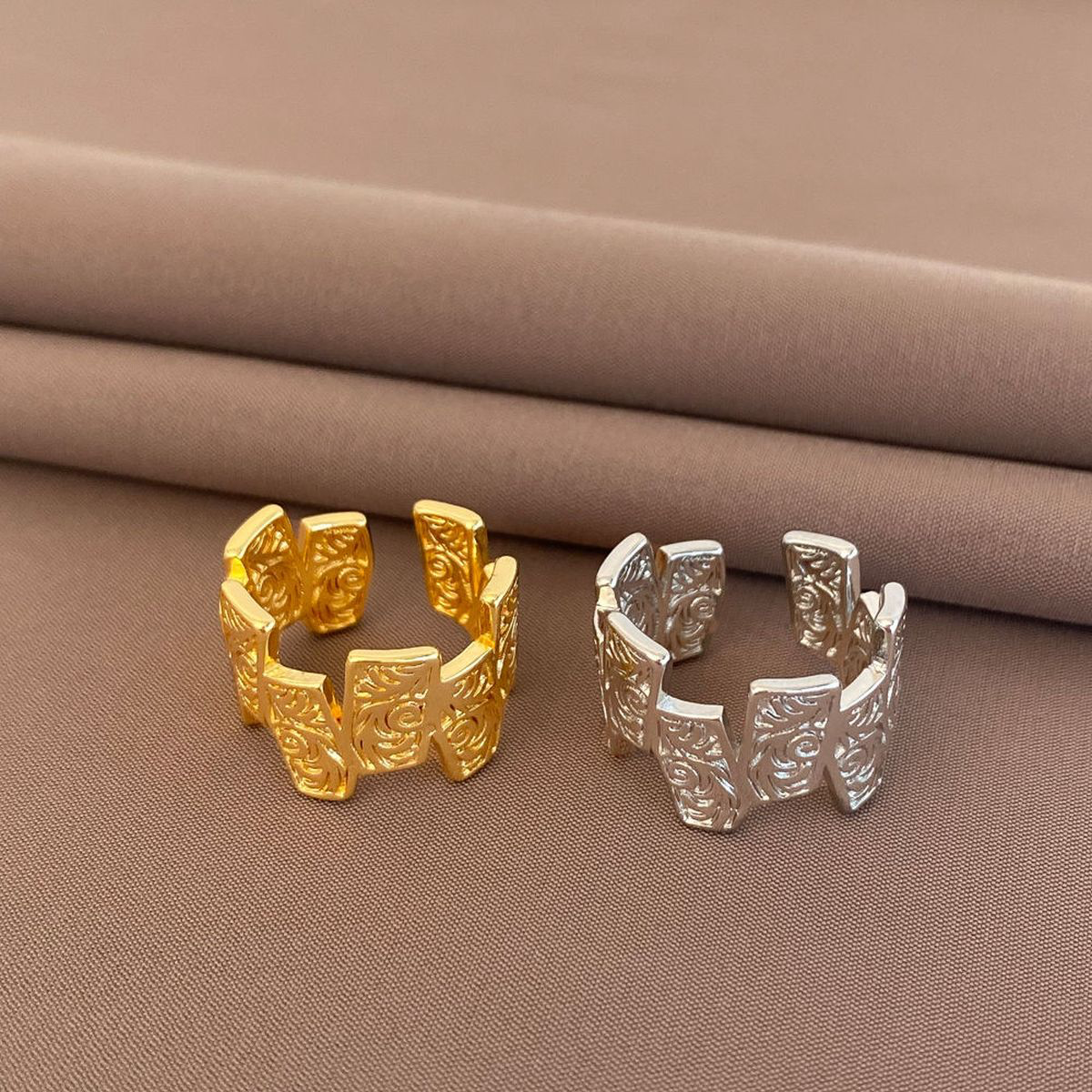 Card Ring