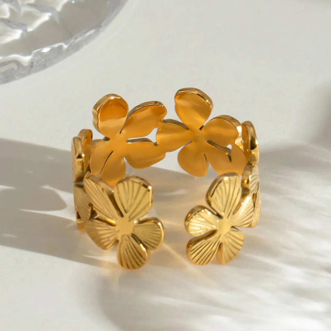 Floret Band Ring