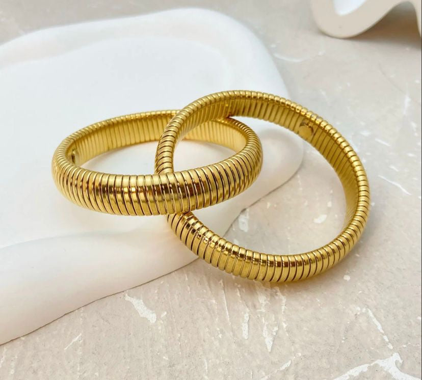 Era Double Bangle
