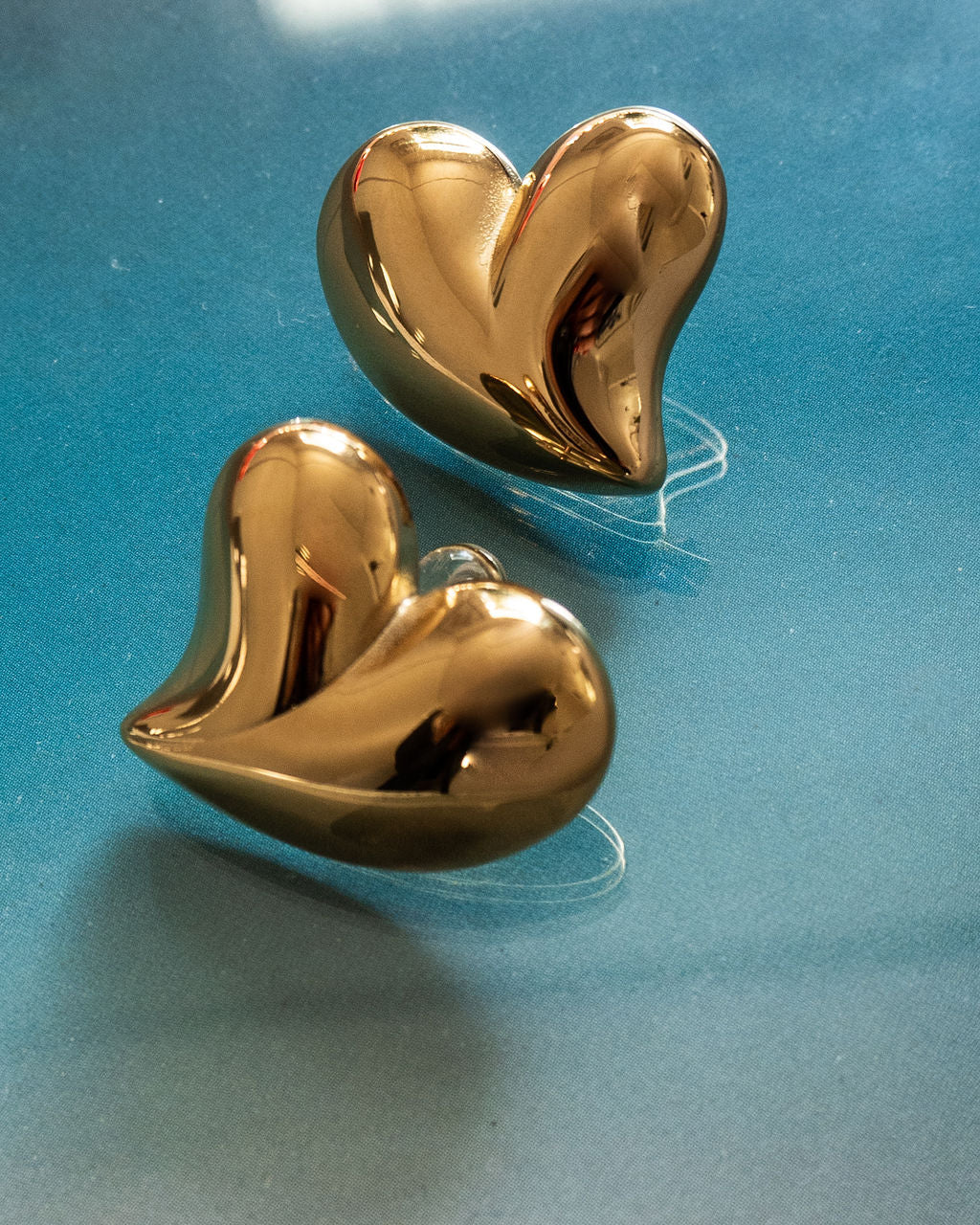 Curvy Heart Studs