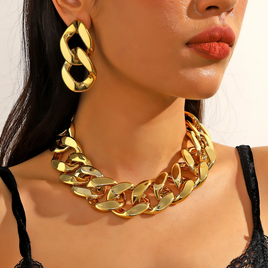 Golden Curb Necklace