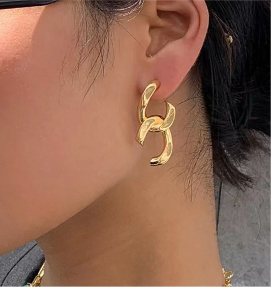 Link in Studs