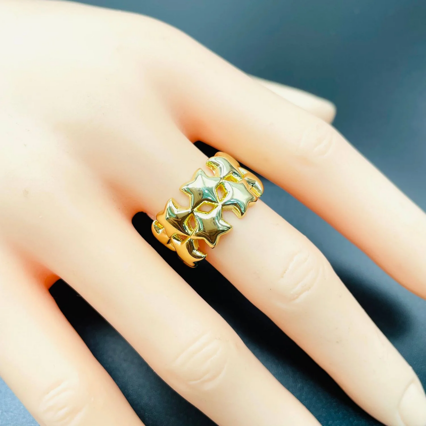 Double Line Star Ring