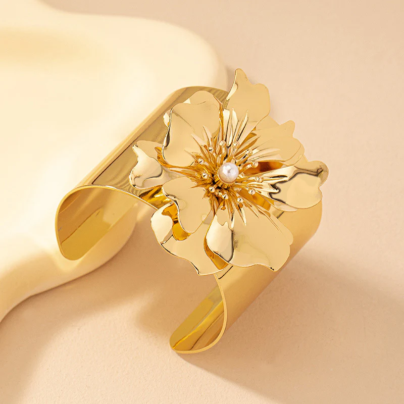 Flower Kada Bracelet
