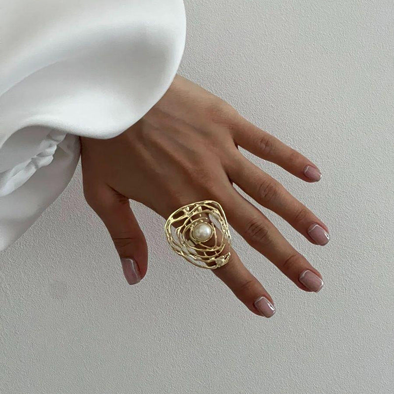 Honeycomb Pearl Ring