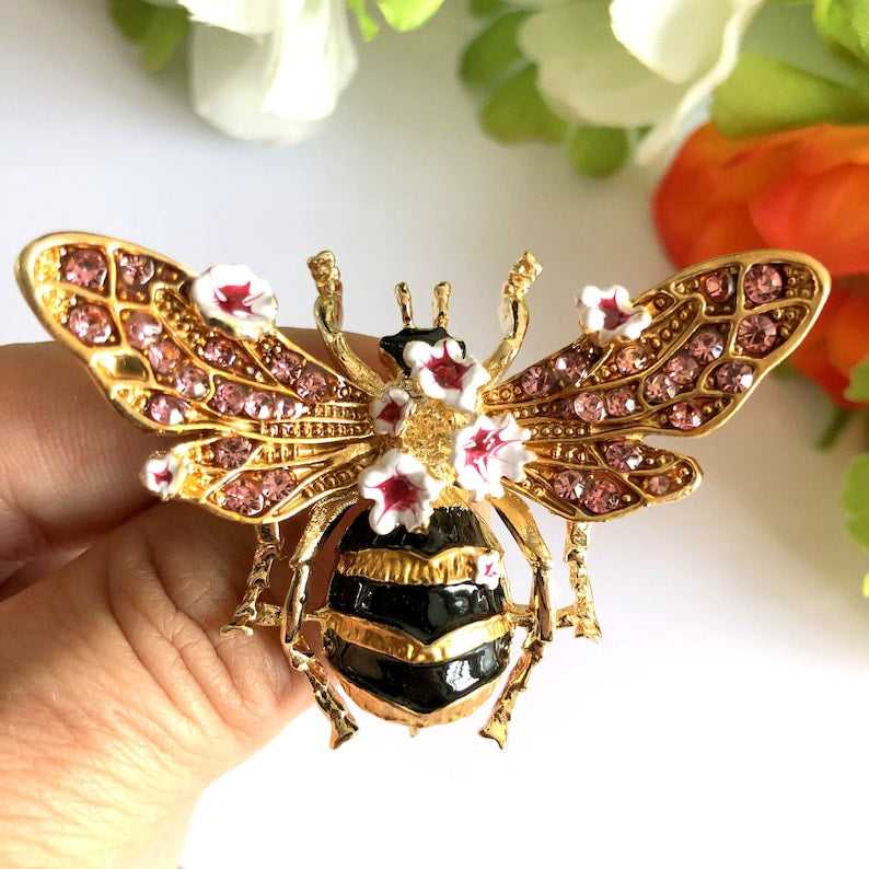 Flower Honeybee Brooch