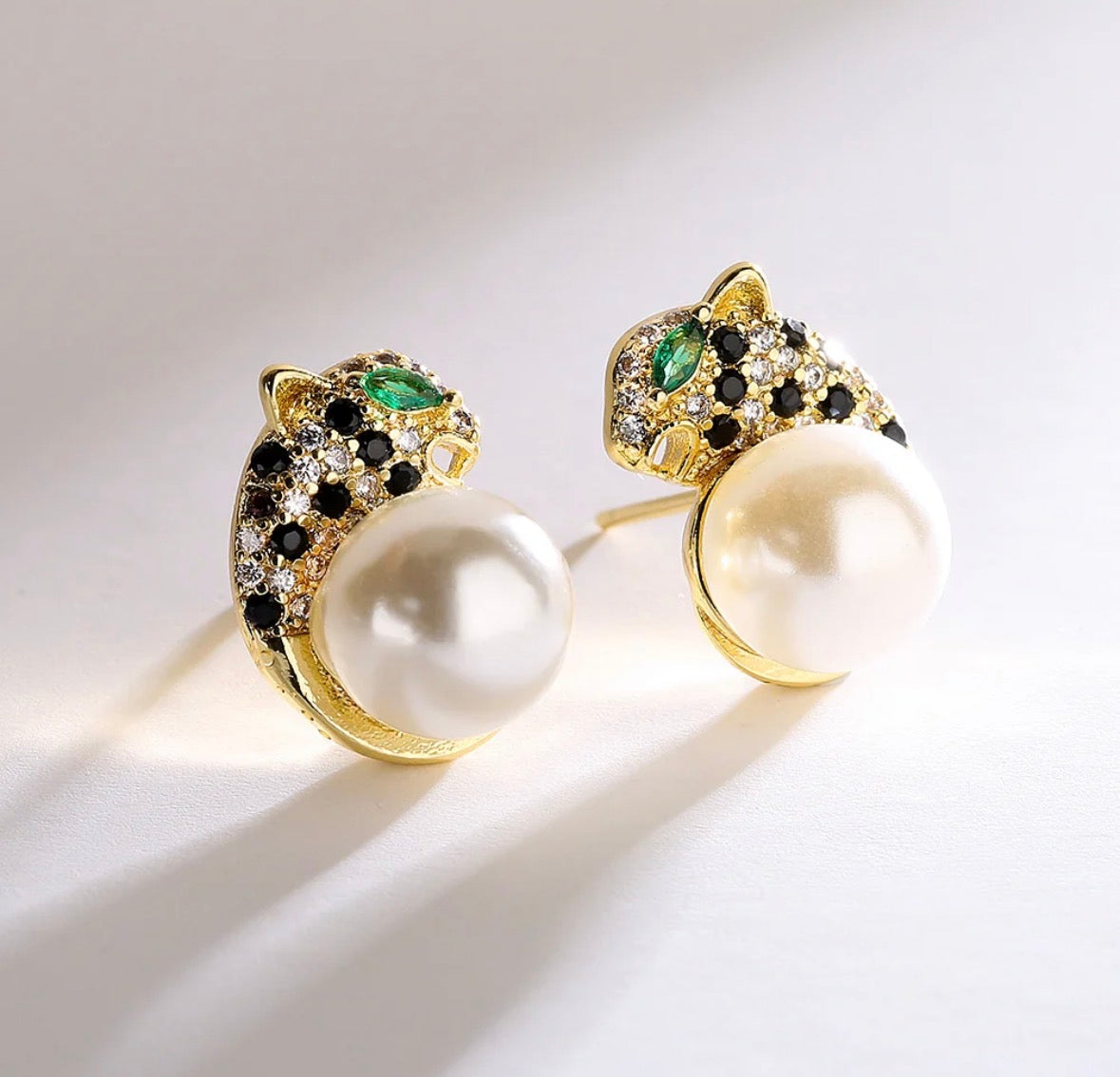 Leopard Pearl Stud Earrings