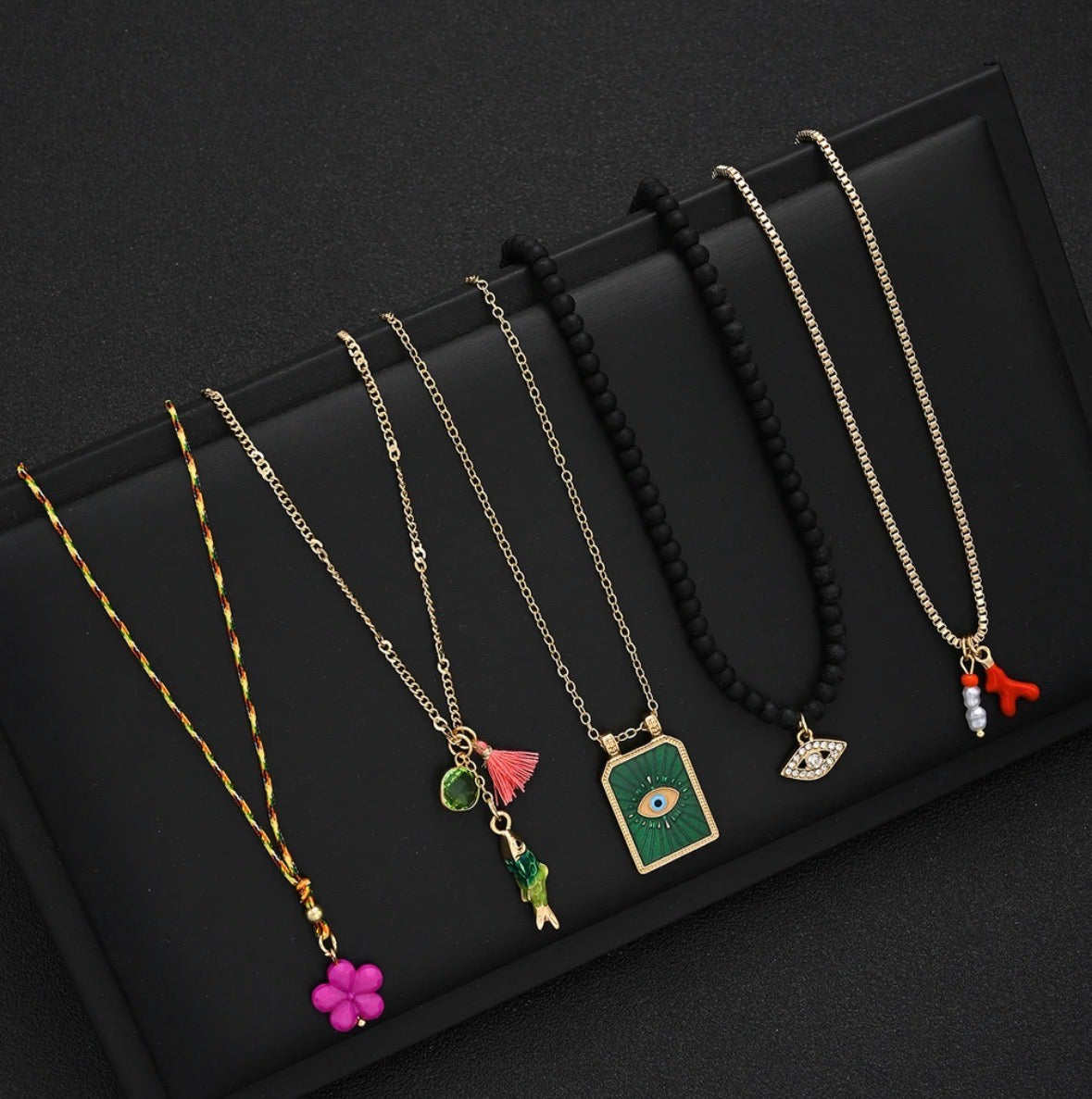Green Beach Evil Eye Layered Necklace(Set of 5)
