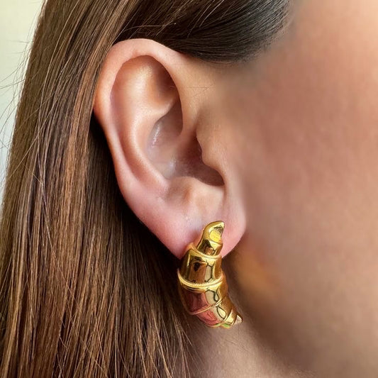 Croissant Stud