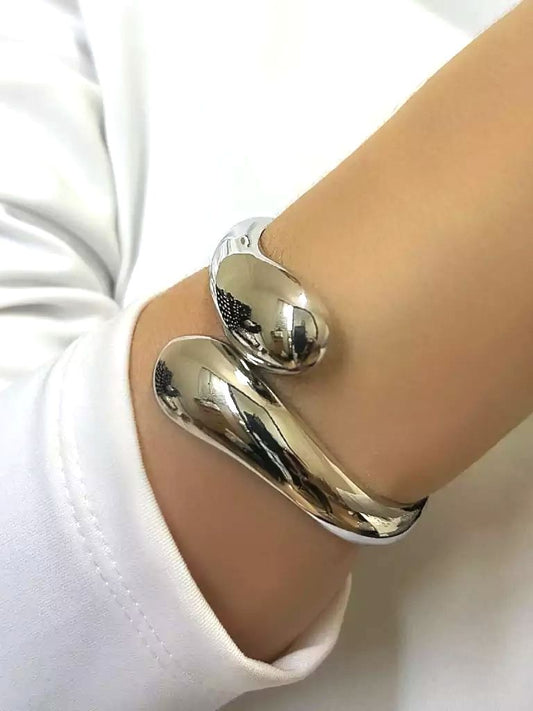 Double Drop Bangle