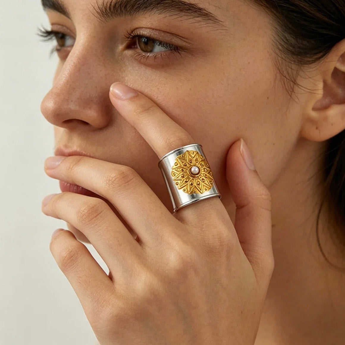 Sipia Flower Ring