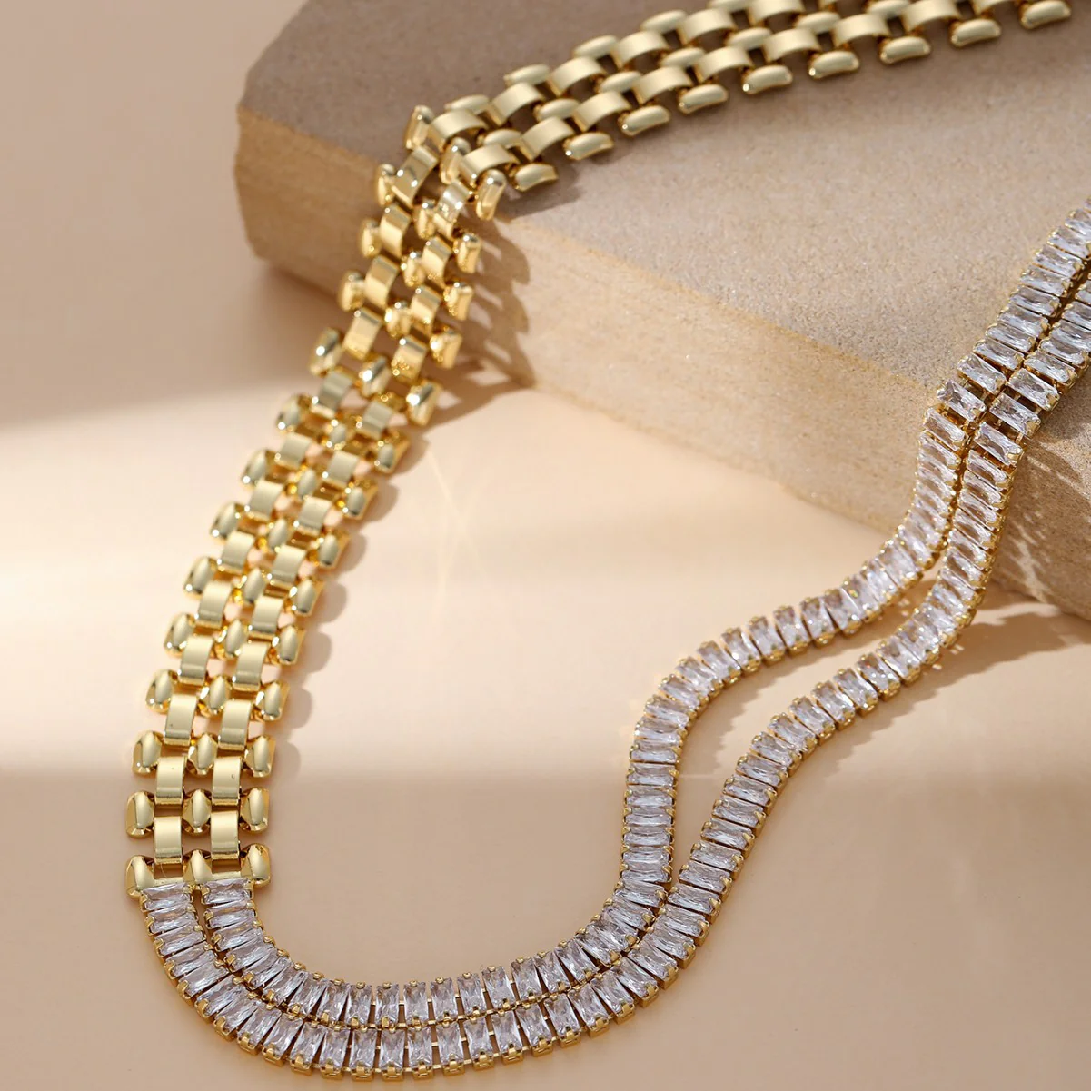 Half Link Necklace