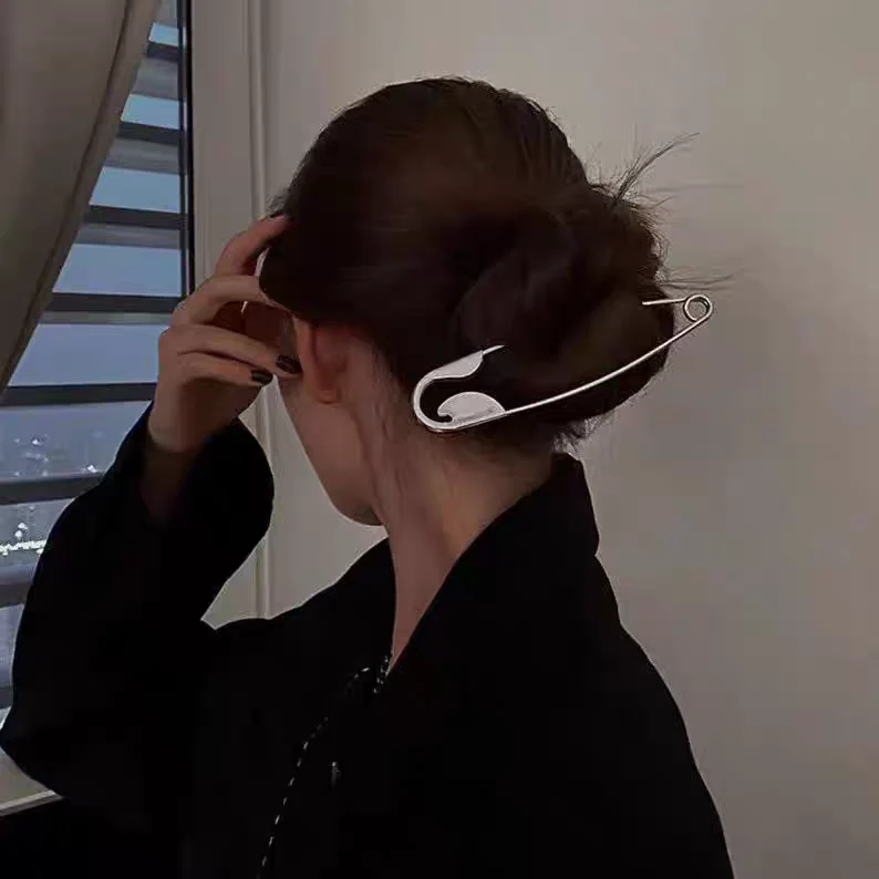 Safety Pin HairClip