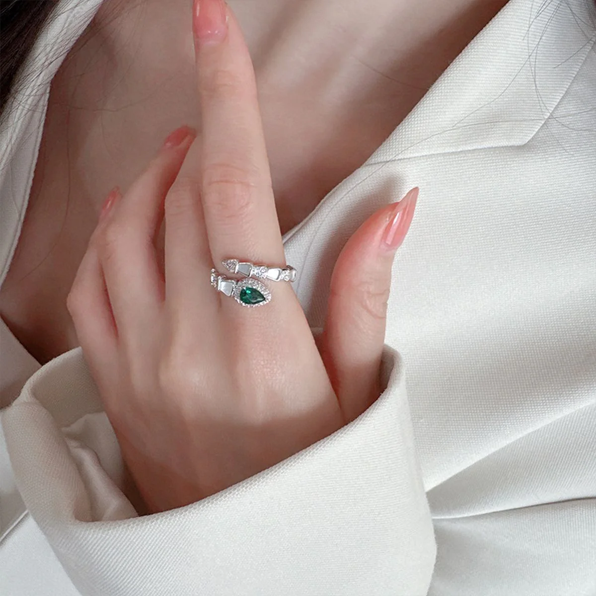 Emerald Snake White Silver Ring