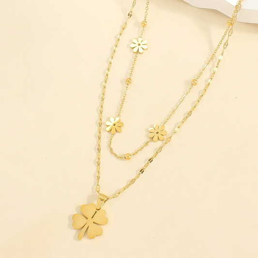 Clove and Flower Necklace