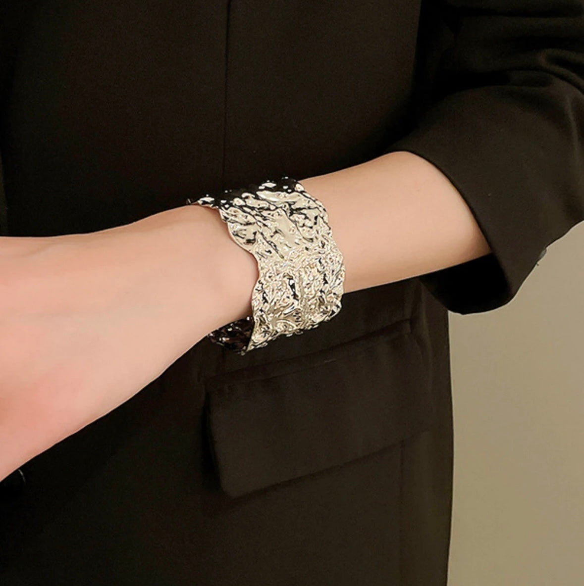 Foil Silver Adjustable Kada