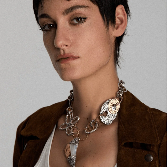 Dishearted Necklace