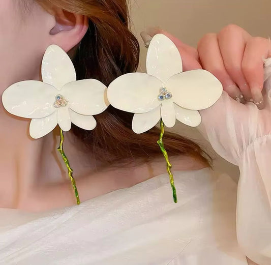 Flower Fall Down Earrings