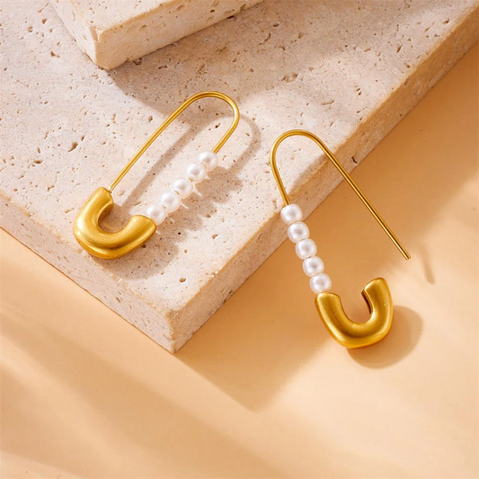 Safety Pin Pearl Earring