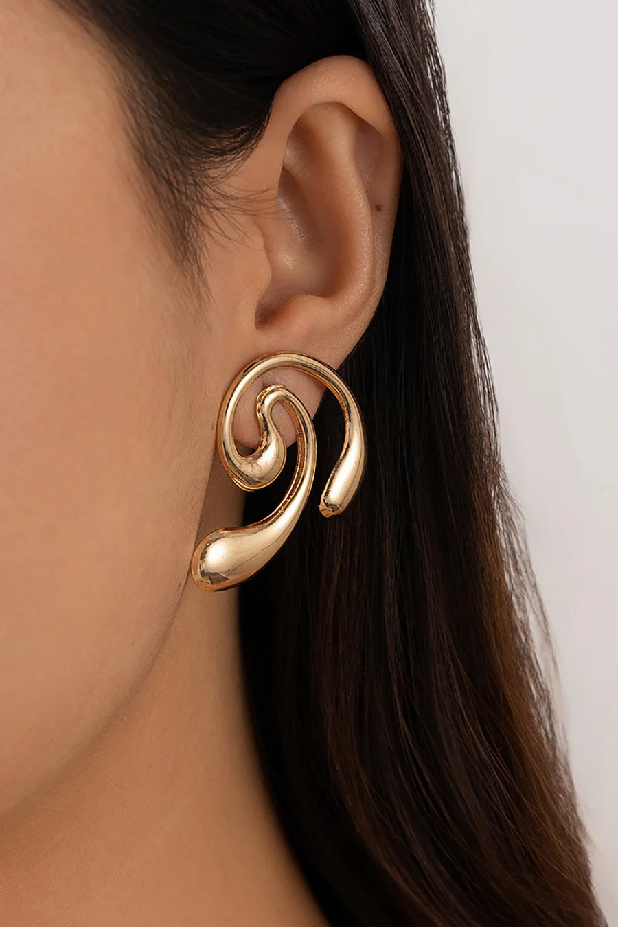 Curved Drop Studs