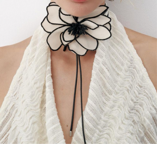 White Flower Rope Necklace