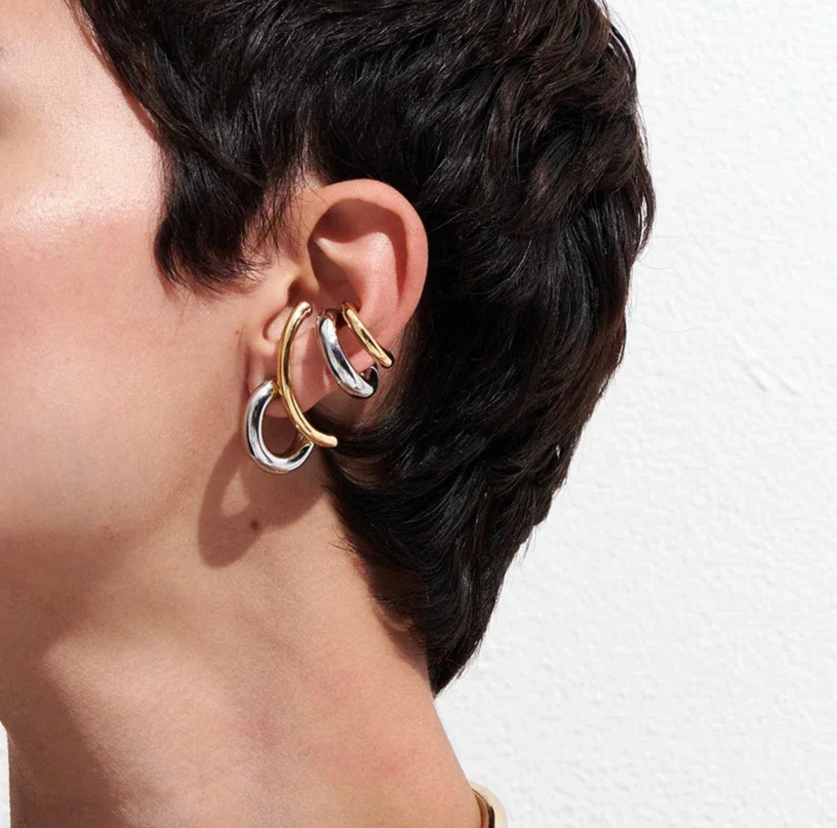 Arc Lines Dainty Earrings