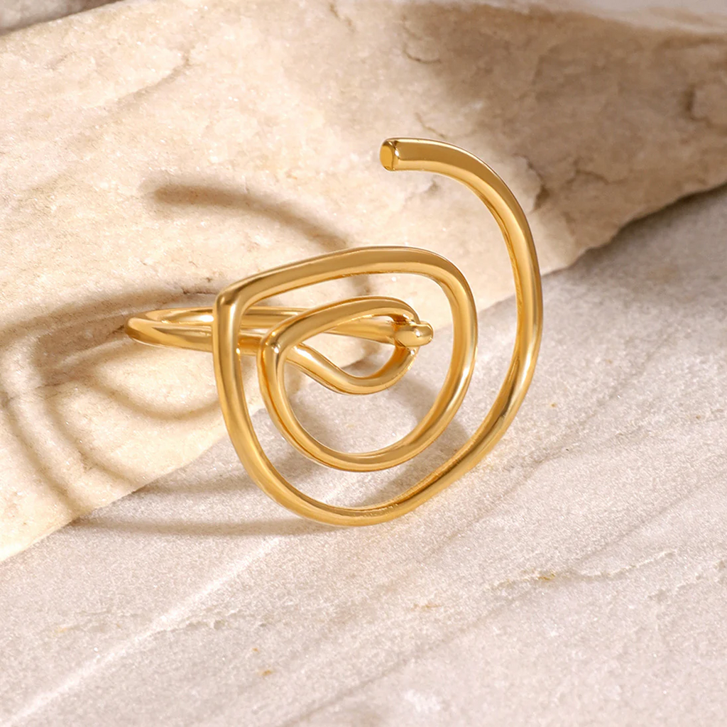 Geometric Curved Ring