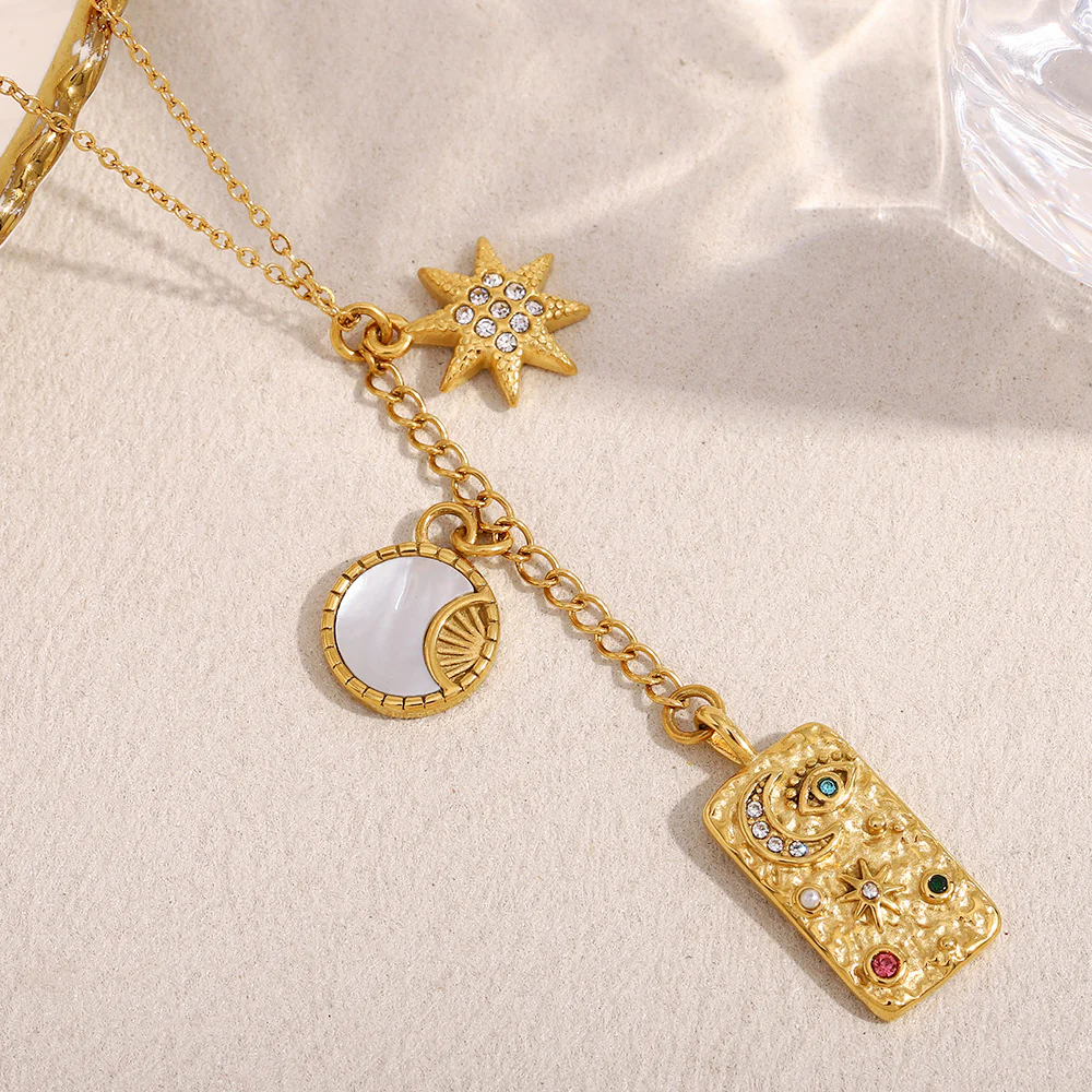 Star Moon Charm Motif Necklace